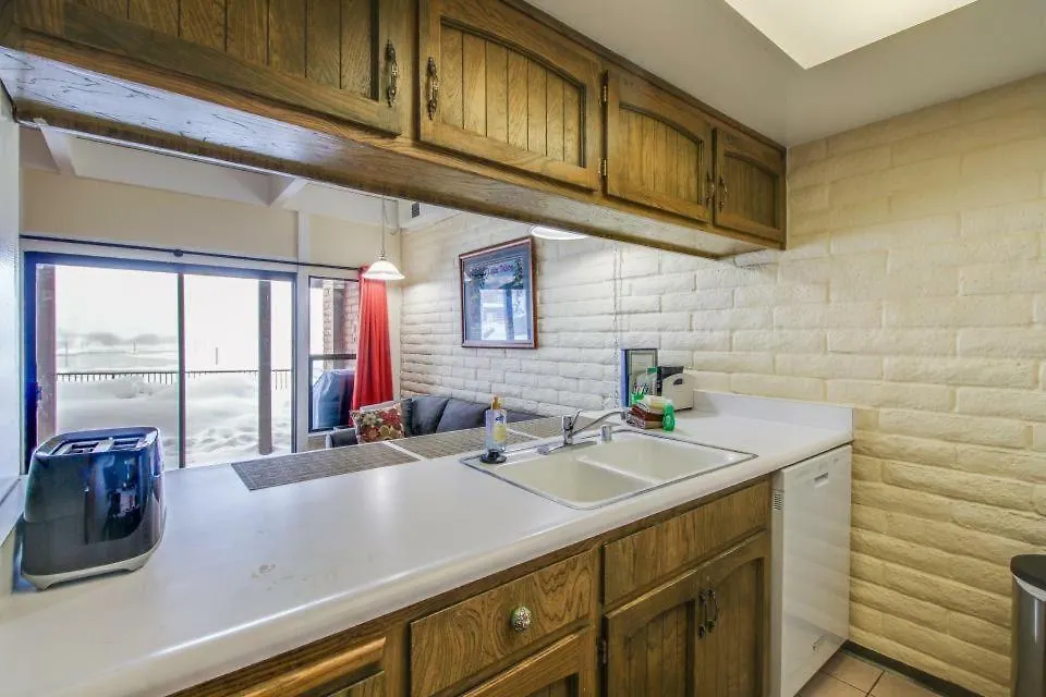 Holiday home Mv22: Waterfront Condo In Tahoe Keys . 3 Bedrooms 010630 South Lake Tahoe
